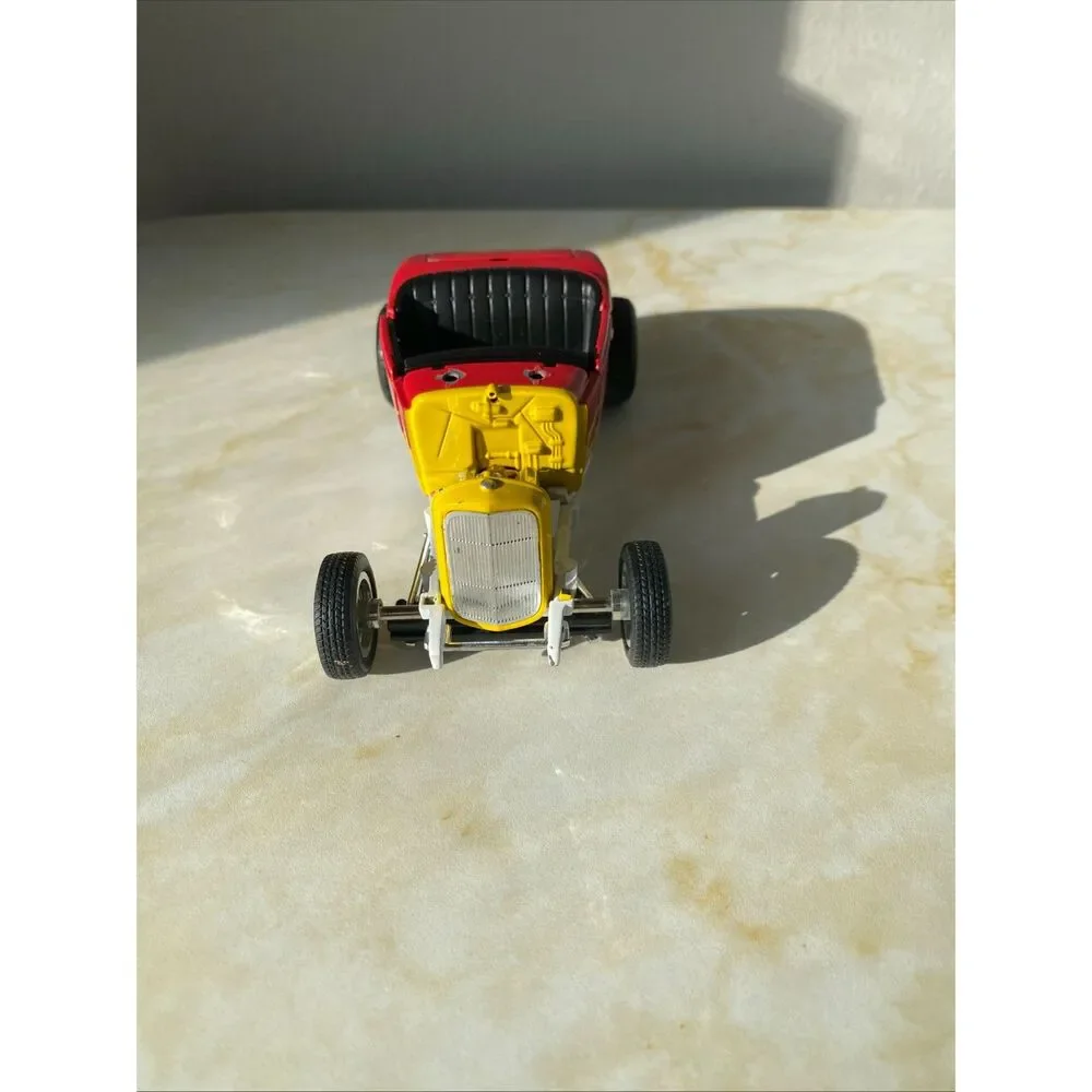 Vintage Ford Roadster Limited edition
